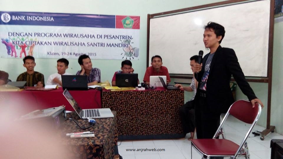 Anjrah Pasar Semarang Rekomendasi Pemateri Seminar Bisnis Online untuk Pemula